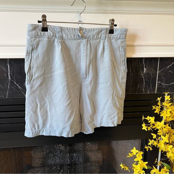 Tommy Bahama 100% silk size 8 shorts - Picture 1 of 9